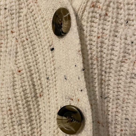 Kismet - Button Front Cardigan - Picture 2 of 4